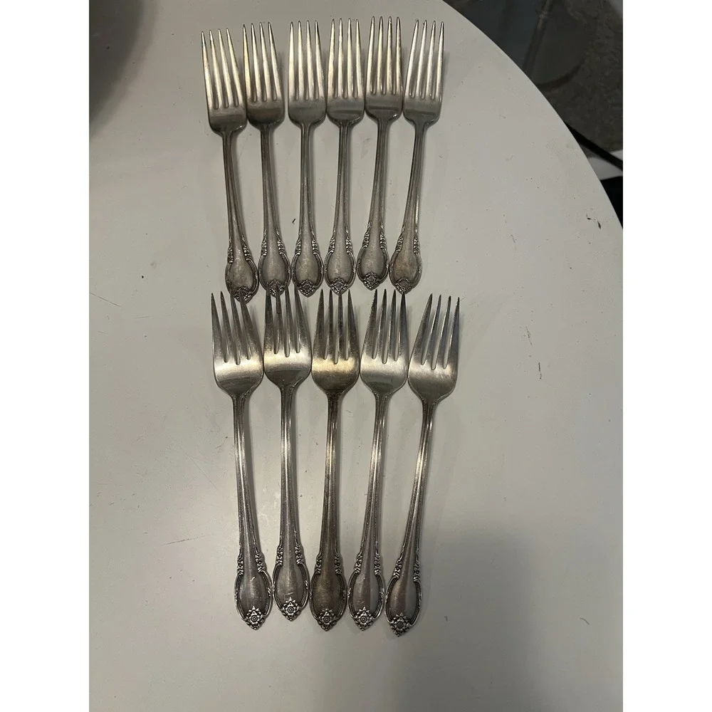 1847 Rogers Bros IS Remembrance‎ Silverplate Silverware Forks Lot 11 Vintage